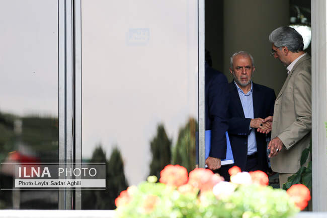 اولین حاشیه جلسه هیات دولت در سال جدید - ۲۷ فروردین