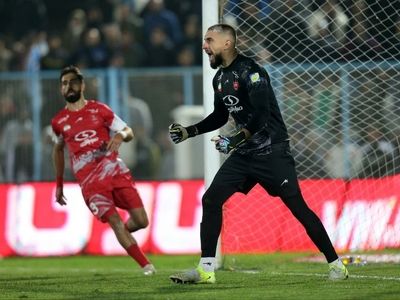 گندوز عامل پنالتی برای پرسپولیس در فولاد آرنا 