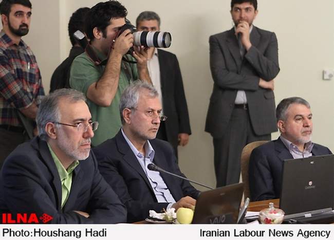 در حاشیه‌ی جلسه هیات دولت