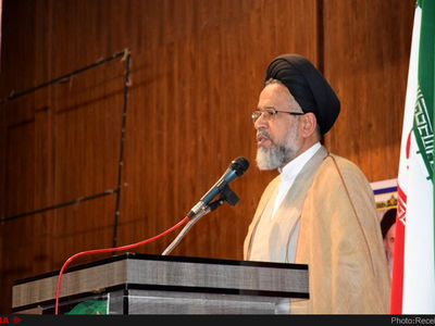 حضور بیش از ۲۰ بانوی فعال در دولت نشان‌دهنده افزایش مشارکت بانوان در عرصه مدیریت کشور است