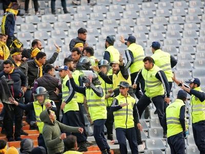 برخورد شدید با بی‌قانونی در ورزشگاه نقش جهان
