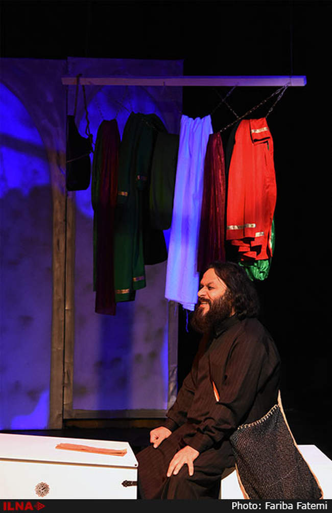 نمایش برگزین در تهران به روی صحنه رفت