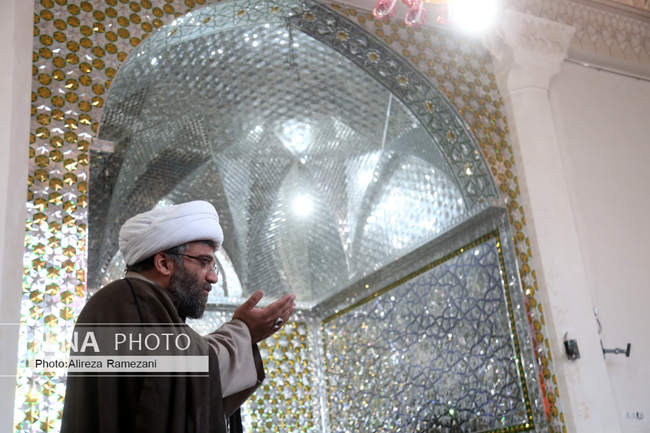 اقامه نماز عید سعید قربان در امام زاده عبدالله (س) شهر ری