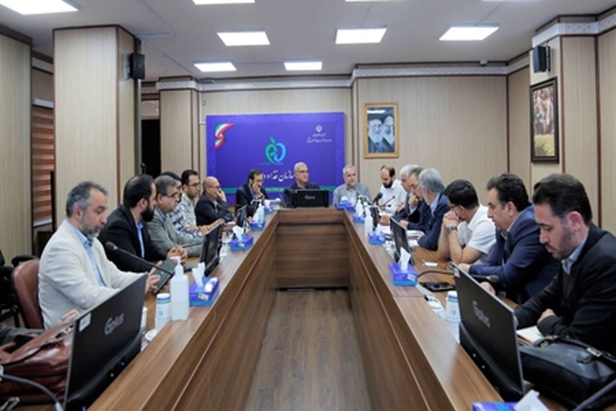 تسهیل شرایط حضور سرمایه گذاران خارجی صنعت دارو و تجهیزات پزشکی در کشور