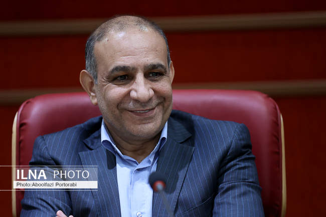 نشست صمیمی اعضای ستاد انتخاباتی دکتر پزشکیان با استاندار قزوین