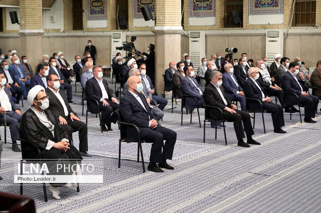 دیدار رئیس و نمایندگان مجلس  با رهبر انقلاب