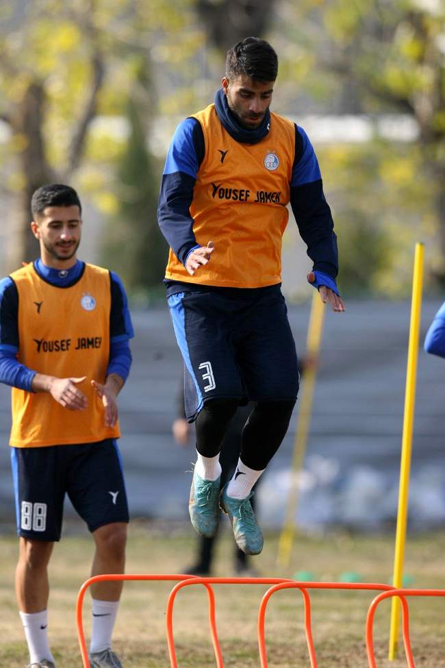 گزارش تصویری تمرینات استقلال پیش از بازی با صنعت نفت آبادان