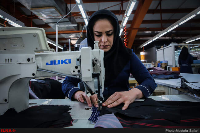بازدید معاون توسعه اشتغال وزیر تعاون، کار و رفاه اجتماعی از کارخانه روناک جین