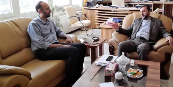 دیدار فرزند حمید نوری، زندانی ایرانی در سوئد با دبیر ستاد حقوق بشر