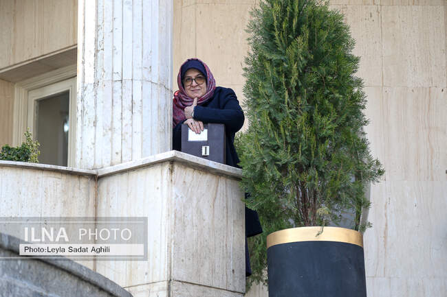 فاطمه مهاجرانی، سخنگوی دولت در حاشیه جلسه هیات دولت - ۲۸ آذر