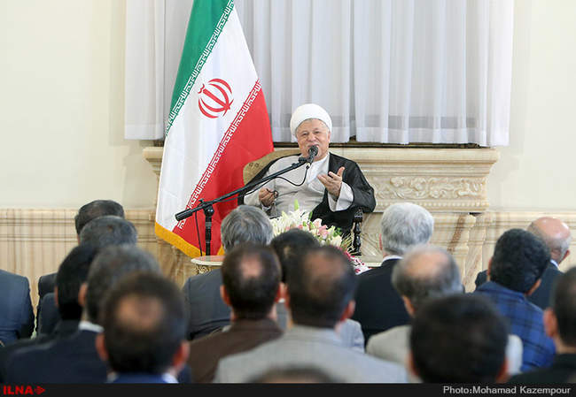 دیدار رئیس، معاونین و جمعی از مدیران سازمان تأمین اجتماعی با آیت الل