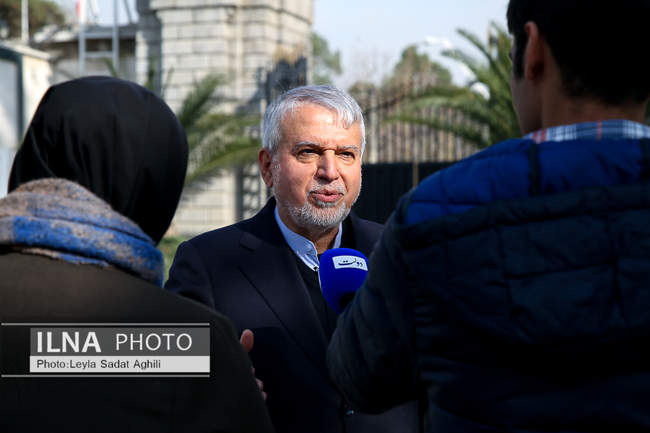 حاشیه جلسه هیات دولت - ۲۶ آذر