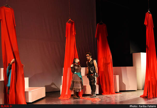 نمایش دربارانداز 