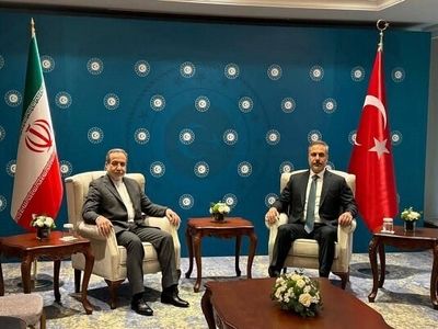 عراقجي يتحدث عن مشاوراته في تركيا