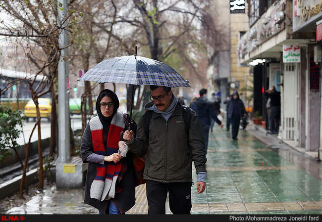 یک روز بارانی در تهران 