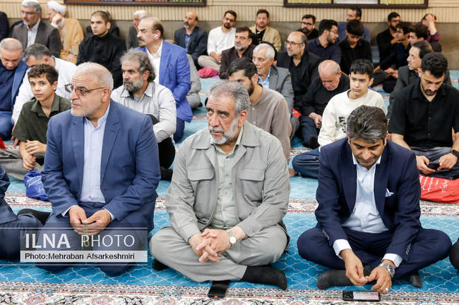 مراسم ختم مادر رئیس جمعیت هلال احمر 