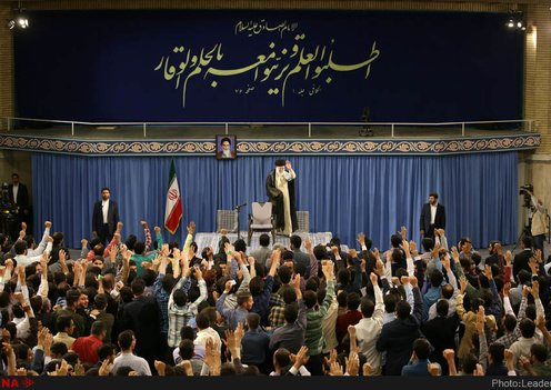 دیدار جمعی از دانشجویان و نمایندگان تشکلهای دانشجویی با مقام معظم رهبری