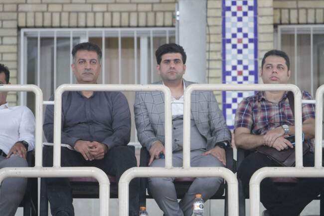 سفیر گفتمان - گیتی پسند