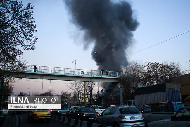 آتش‌سوزی در بارانداز ۱۲ هزار متری در شوش 