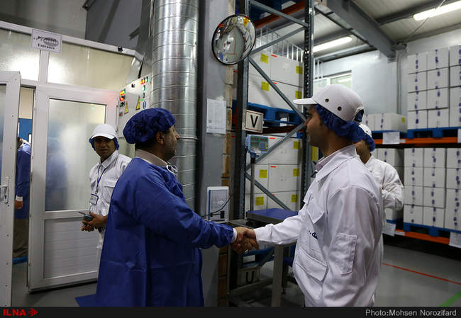 دیدار سرزده اعضای فراکسیون غذا و دارو از شرکت های تولید دارو