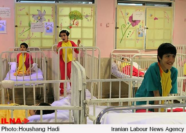 بازدید وزیر تعاون، کار و رفاه اجتماعی از «مرکز خیریه آموزش معلولین ج