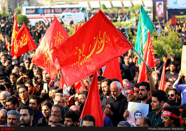 مراسم تشییع پیکر شهید حججی در میدان نقش جهان اصفهان‎