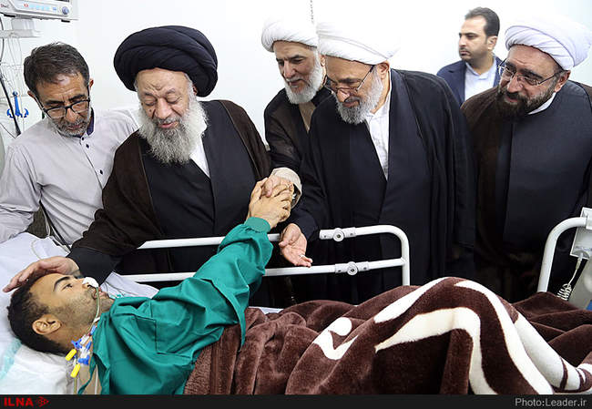 عیادت نمایندگان رهبر انقلاب از مجروحان حادثه تروریستی اهواز