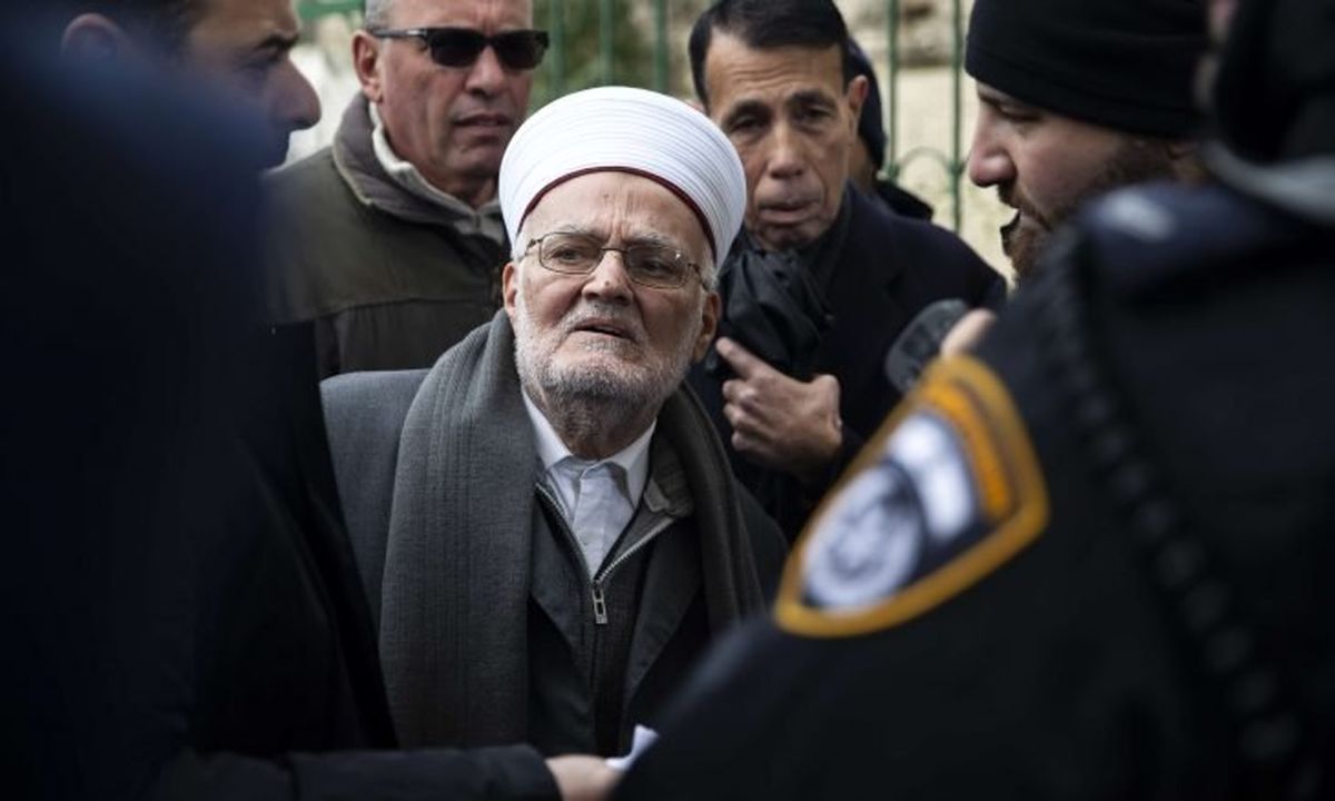 اشغالگران صهیونیست خطیب مسجد الاقصی را دستگیر کردند