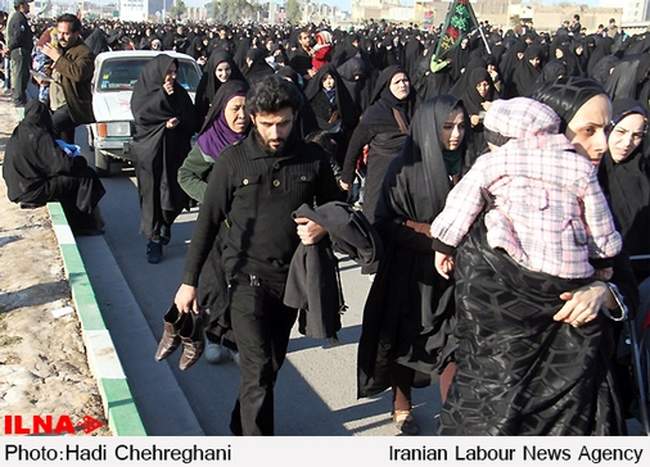 مراسم پیاده روی عزاداران حسینی