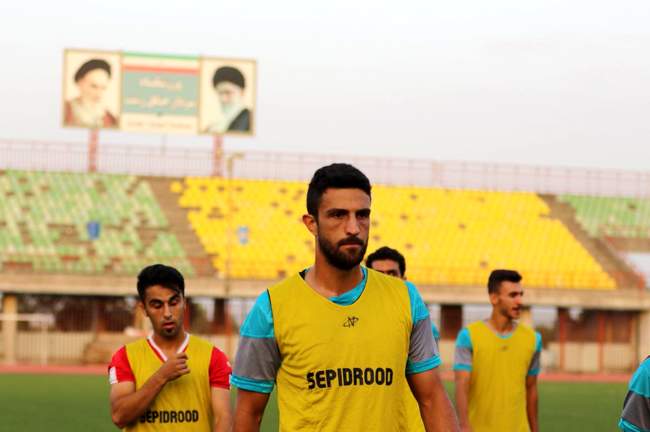 تصاویر/ پیگیری تمرینات سپیدرود رشت زیر نظر علی کریمی