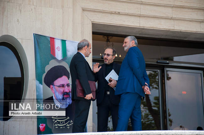  حاشیه جلسه هیات دولت