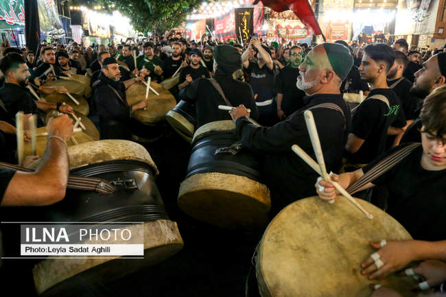 آیین مشعل گردانی در دولت آباد