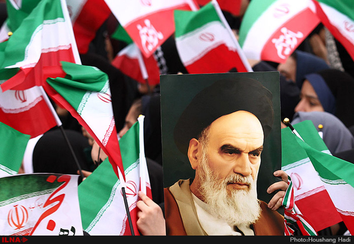 نمایش باشکوه حماسه ملی در راهپیمایی 22 بهمن
