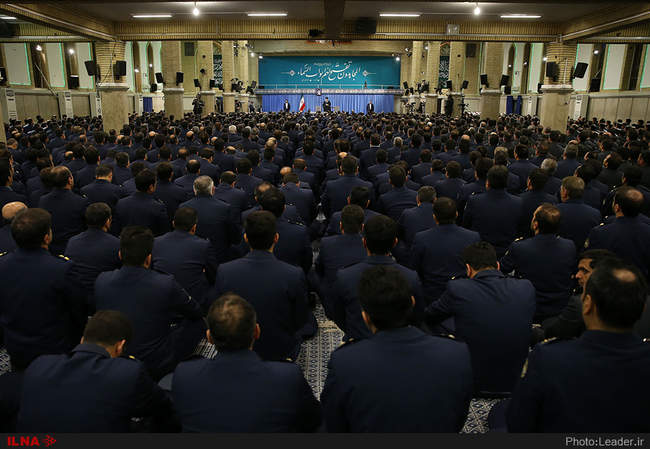 دیدار فرماندهان نیروی هوایی و پدافند هوایی ارتش با رهبر انقلاب