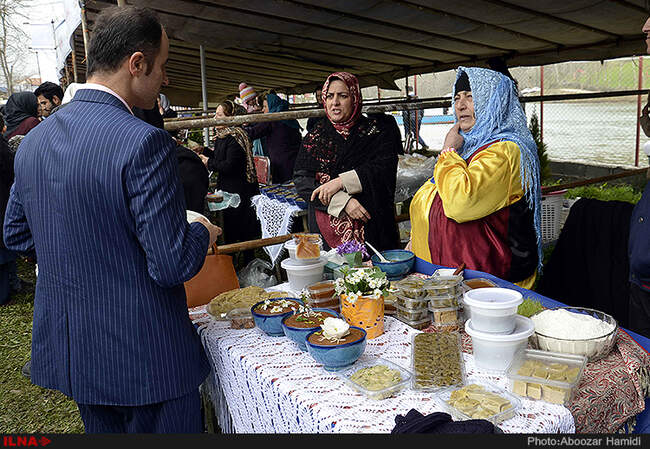 برگزاری جشنواره سمنو پزان در روستای اسطلخ جان رودبار گیلان