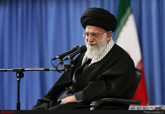 دیدار فرماندهان نیروی هوایی و پدافند هوایی ارتش با رهبر انقلاب
