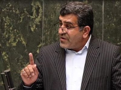 رئیس جمهور و رئیس مجلس امروز مسئله بازنشستگان را حل کنند