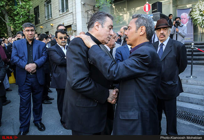 مراسم تشییع پیکر بهمن کشاورز