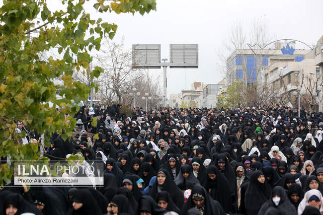 حضور گسترده مردم در نماز جمعه تهران 