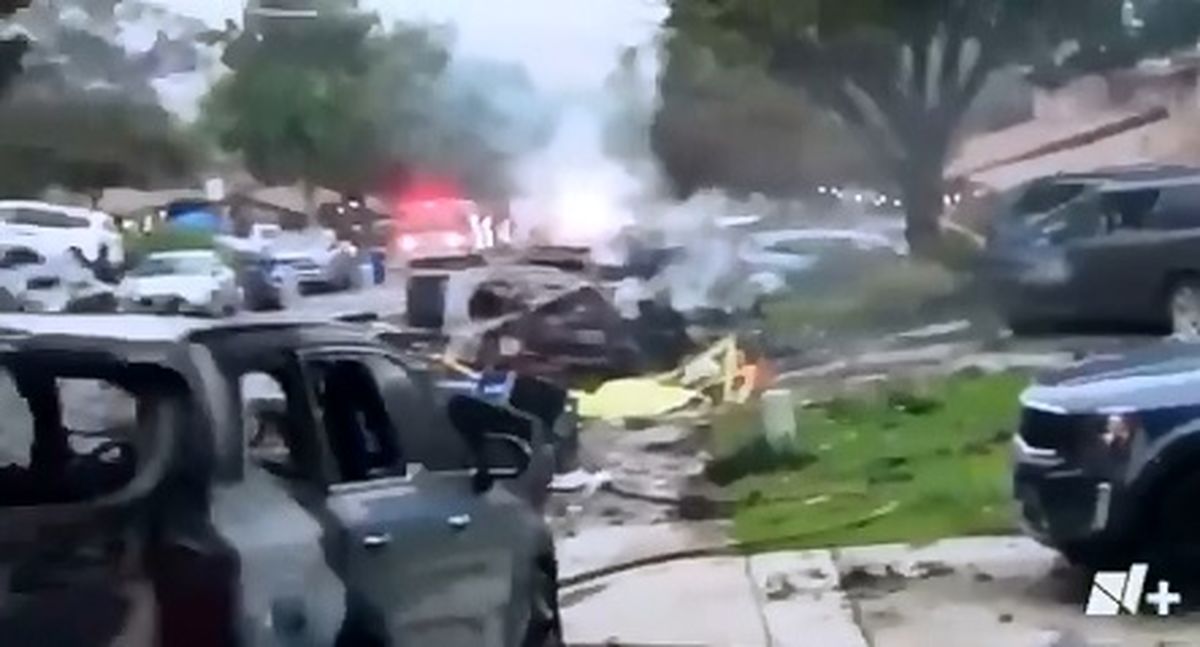 سقوط جت در آمریکا + فیلم