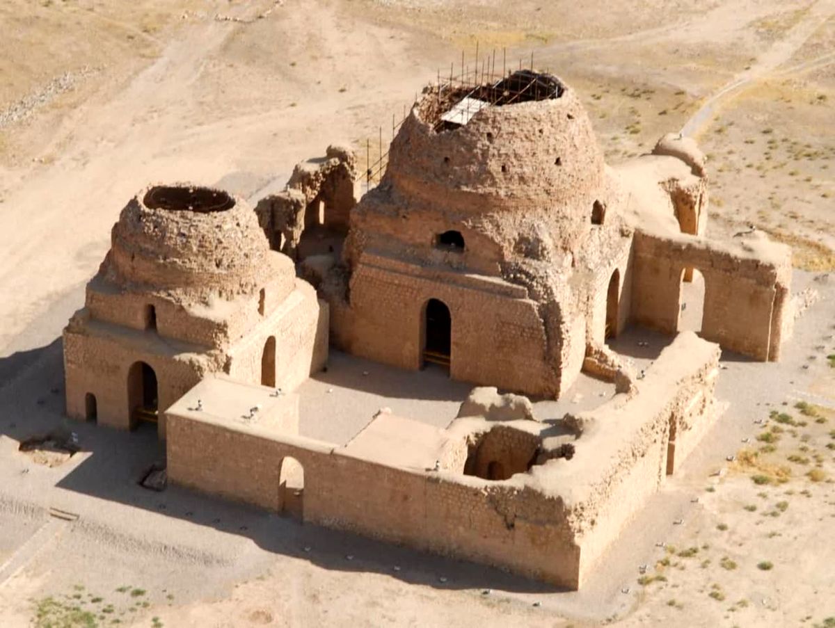 عملیات ساماندهی و مرمت کاخ جهانی سروستان آغاز شد