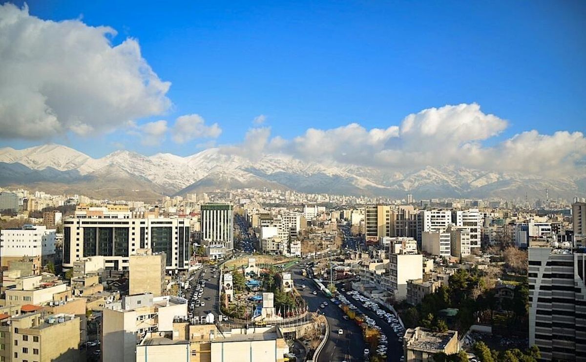 هوای تهران قابل قبول است