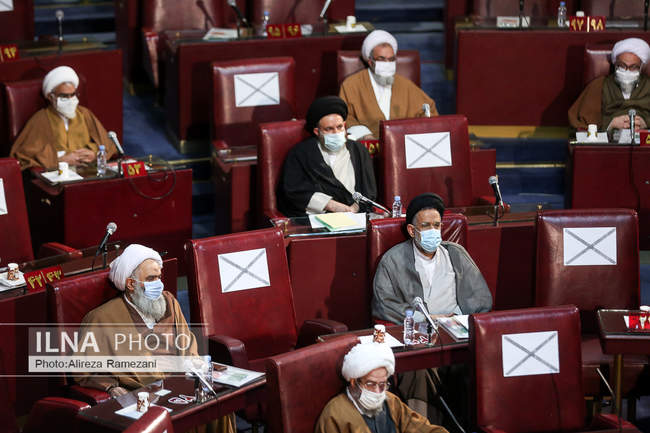 هشتمین اجلاس رسمی پنجمین دوره مجلس خبرگان رهبری 