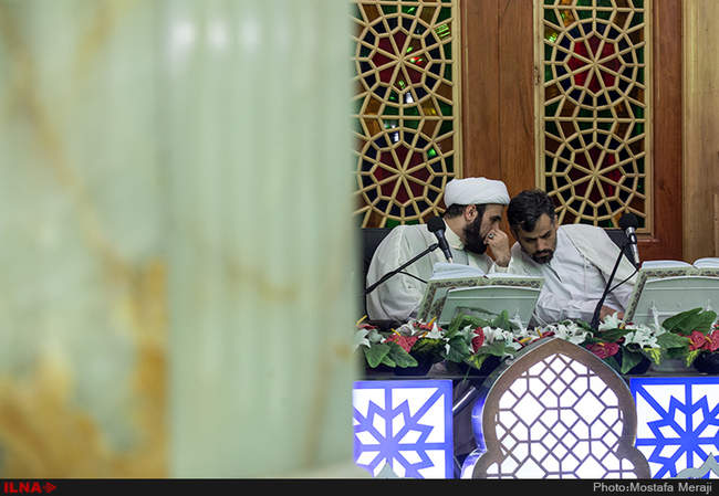 آئین جزء خوانی قرآن کریم در مسجد مقدس جمکران