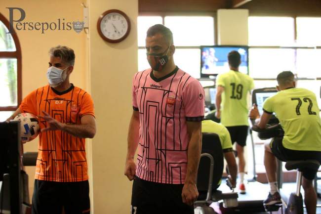 گزارش تصویری: برگزاری نخستین تمرین پرسپولیس در گوا 