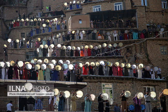 مراسم هزار دف در روستای پالنگان