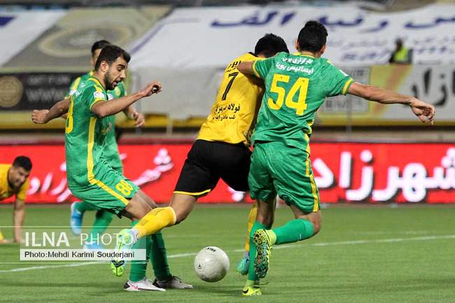 برد سپاهان برابر صنعت نفت آبادان 