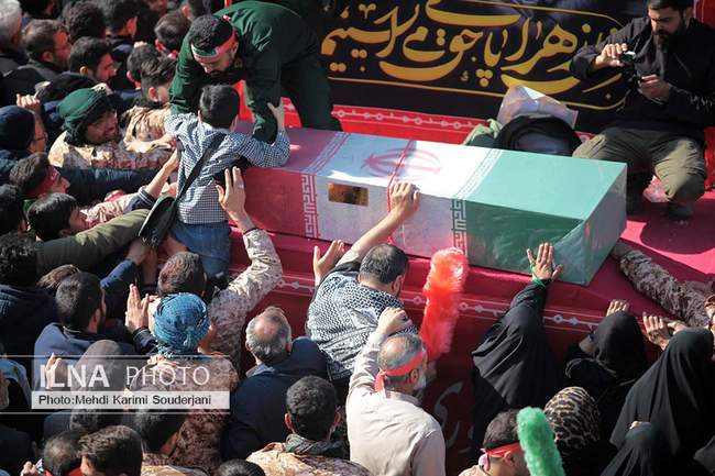 تشییع شهدای گمنام در اصفهان