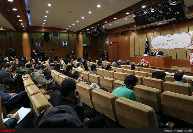 نشست خبری بیژن زنگنه، وزیر نفت بااصحاب رسانه