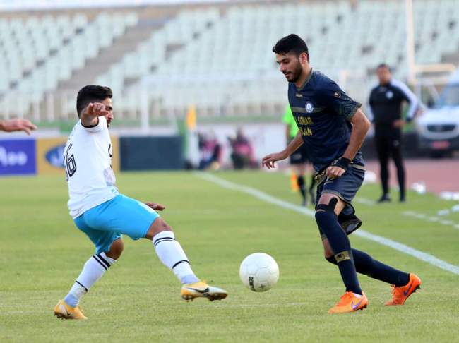 گزارش تصویری از بازی گل گهر سیرجان و پیکان 